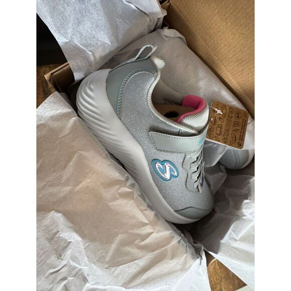 Girls Skechers Machine Washable Gray Machine Washable Sneakers 2 Shoes NWT - Picture 2 of 6
